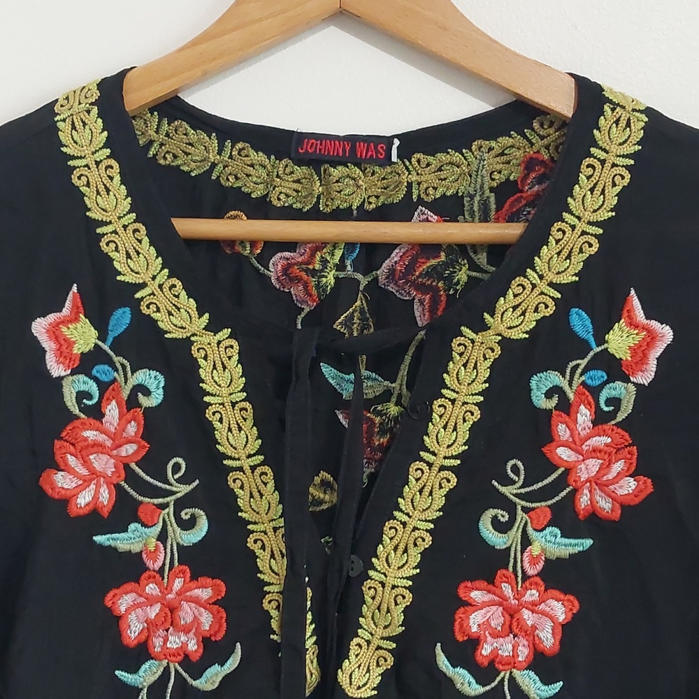Johnny Was Embroidered Top - Picture 4 of 11